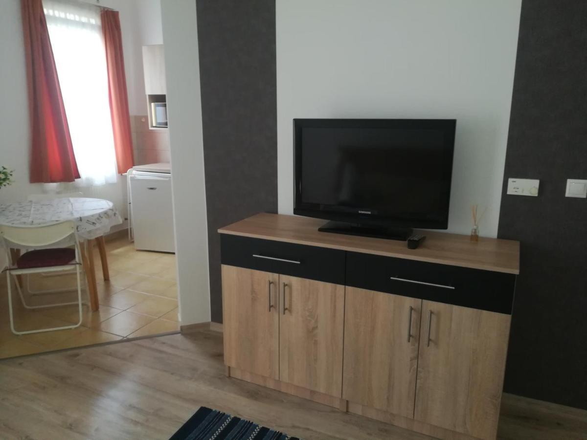 Mira Apartman Zalakaros Esterno foto
